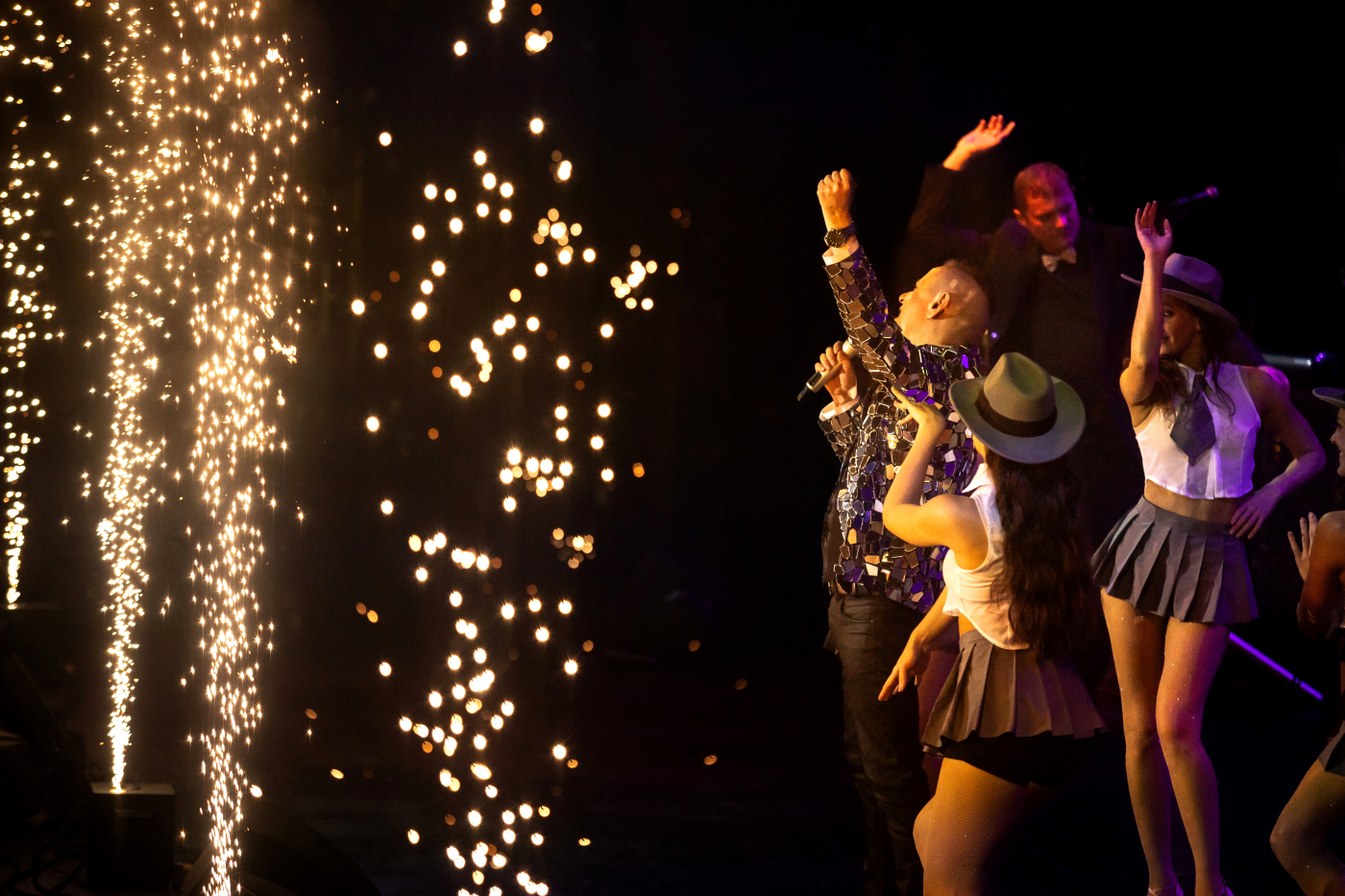 Pirate swing band Gala 2025: jak se dělá entertainment (recenze)